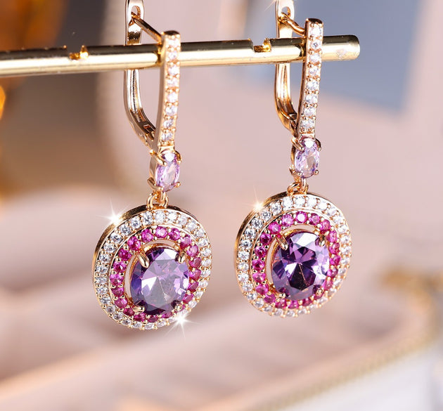 Entry Lux Colored Gems Egg-shaped Main Stone Edge White Diamond Earrings